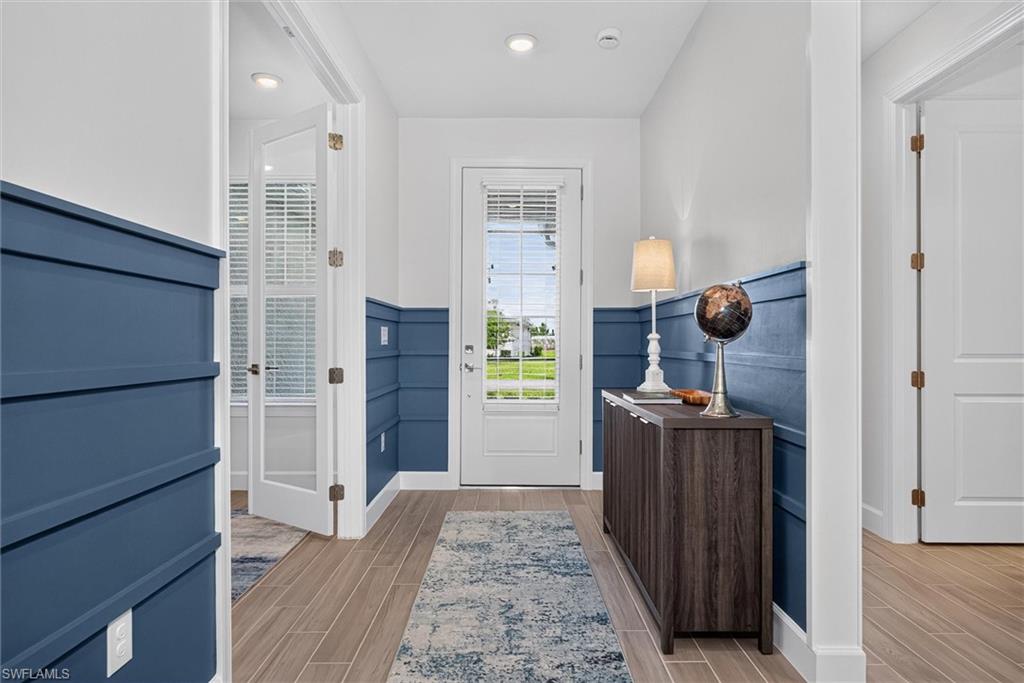 EDGEWATER SHORES - Residential
