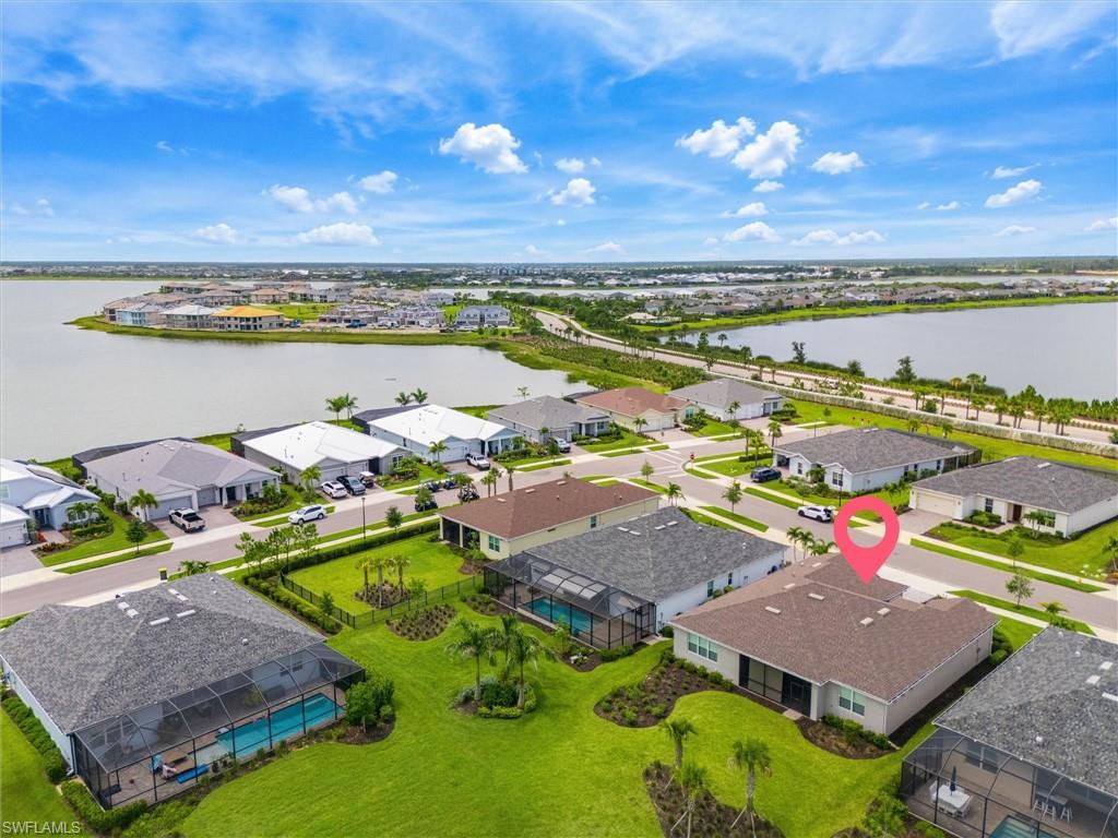 EDGEWATER SHORES - Residential