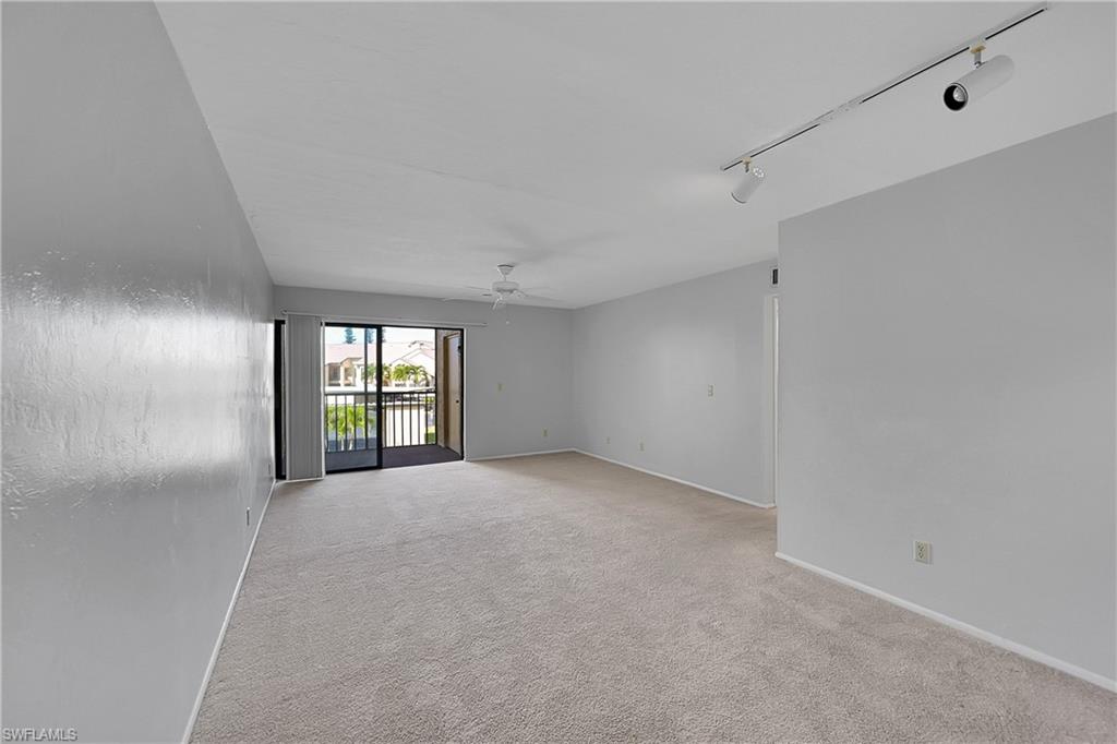 CLUB AT CRYSTAL LAKE CONDOMINIUM - Residential