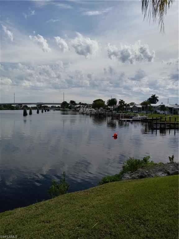 MOORE HAVEN - Residential