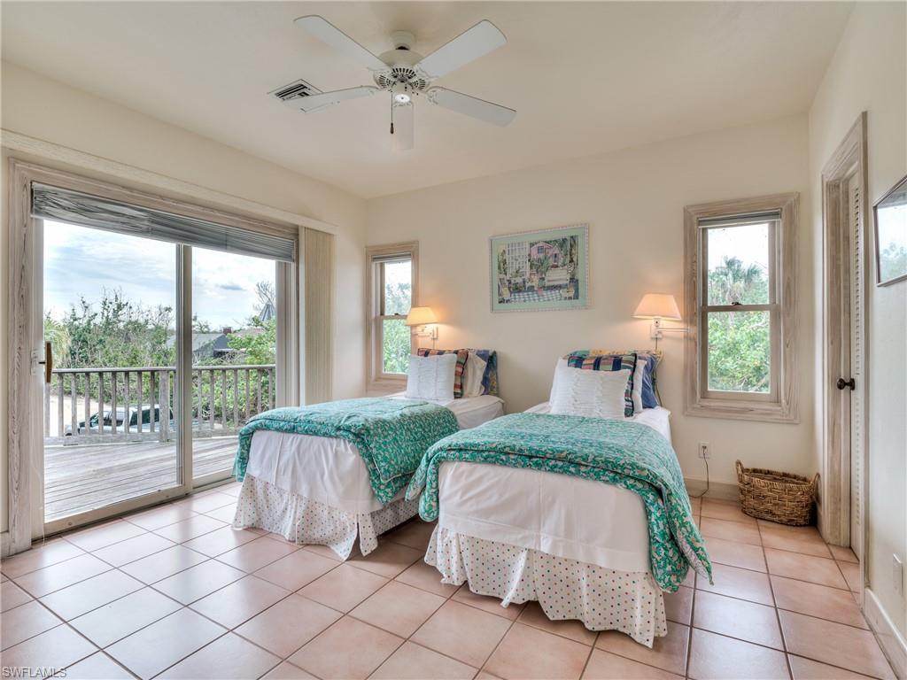 TICHENORS F H SILVER KING - Residential