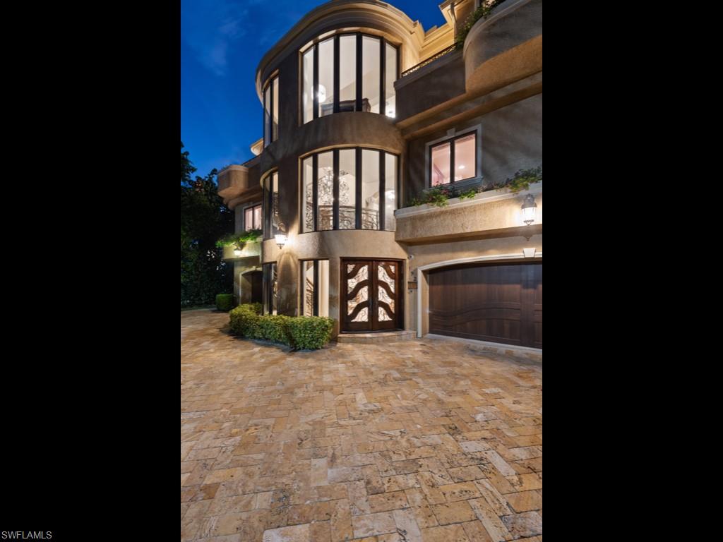 HIDEAWAY BEACH - Residential