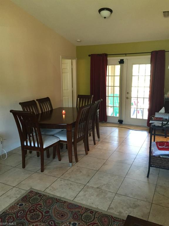 SAN CARLOS PARK - Residential