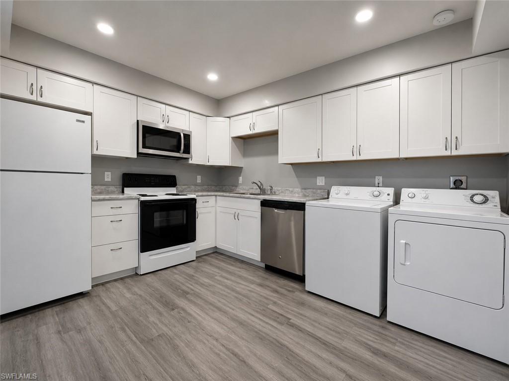 CAPE CORAL - Residential Lease