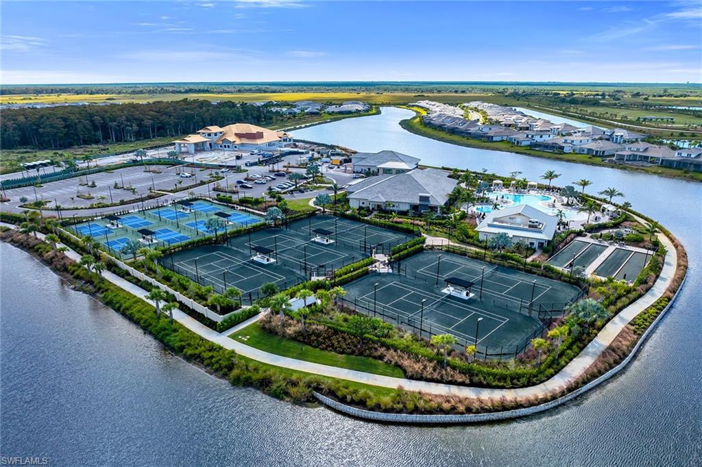 ESPLANADE BY THE ISLANDS - Residential