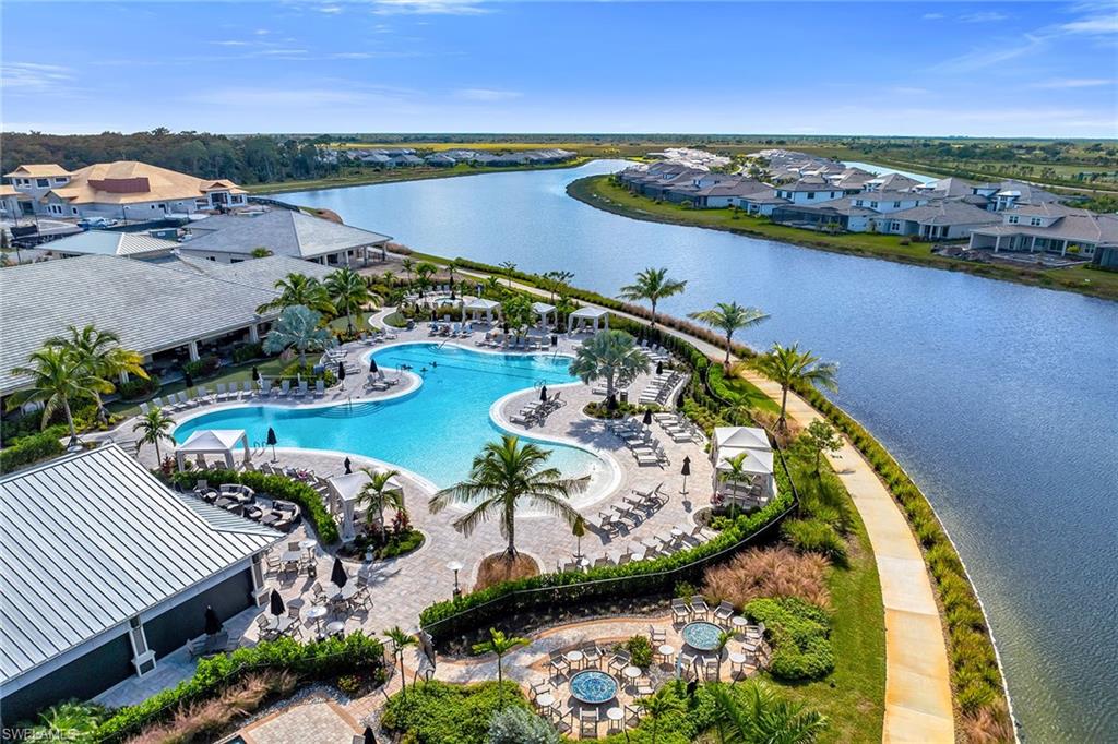 ESPLANADE BY THE ISLANDS - Residential