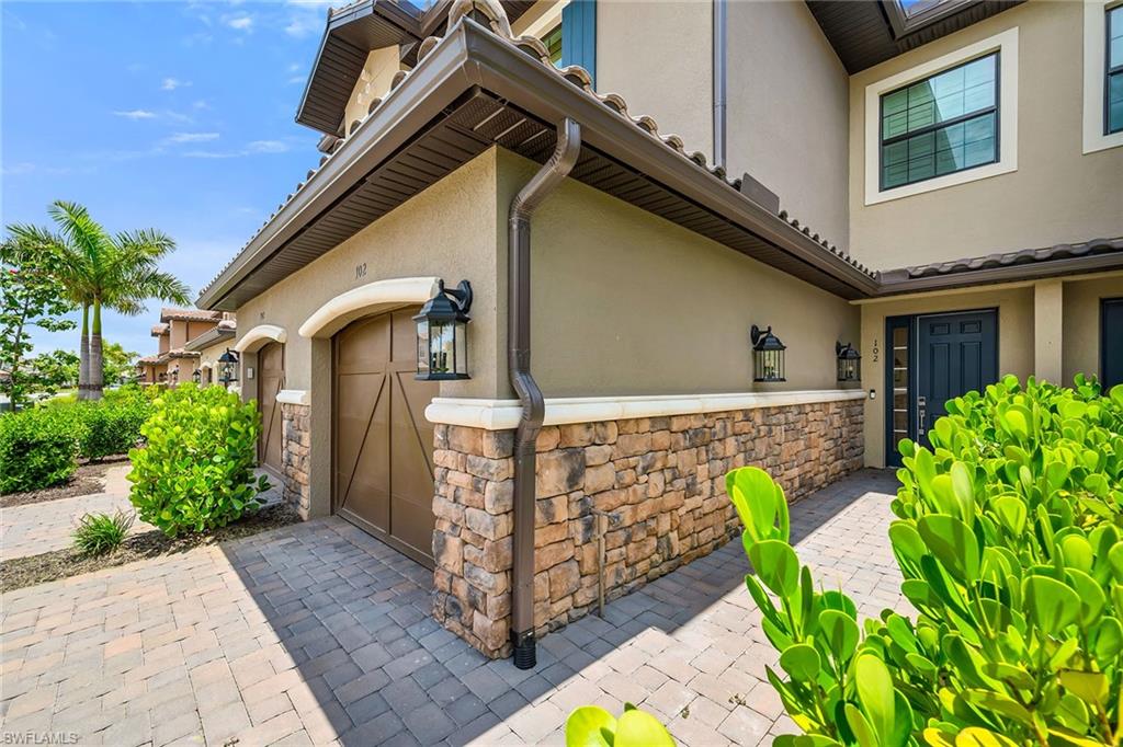 ESPLANADE BY THE ISLANDS - Residential