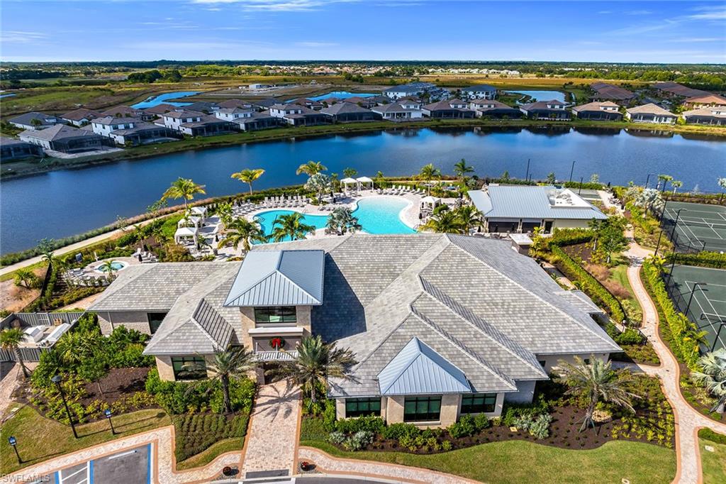 ESPLANADE BY THE ISLANDS - Residential
