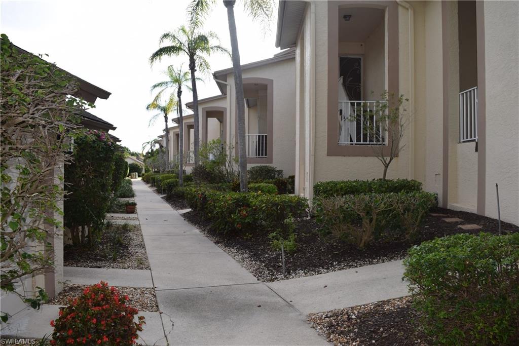 VILLAGE - Residential