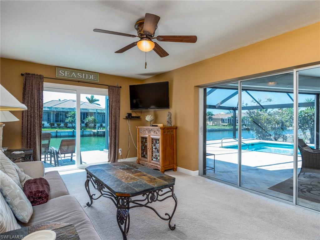 MARCO BEACH - Residential