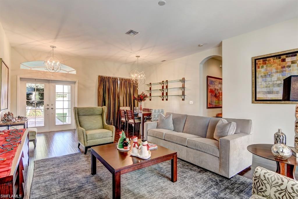 LONGSHORE LAKE - Residential