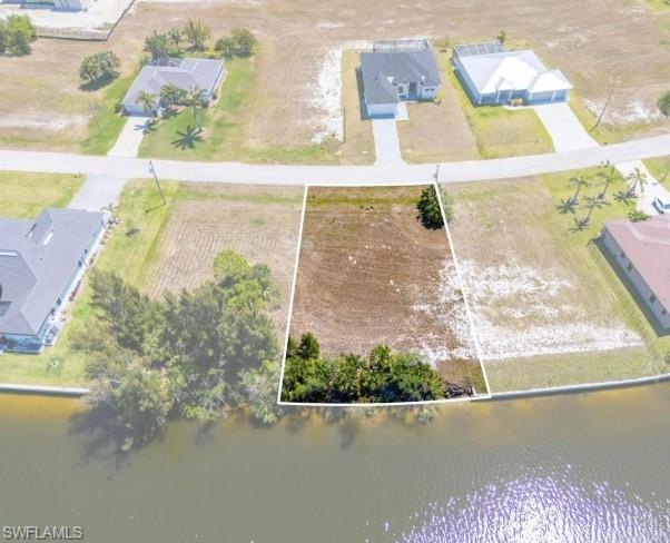 CAPE CORAL - Land