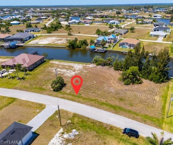 CAPE CORAL - Land