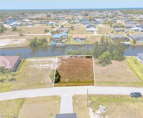 CAPE CORAL - Land