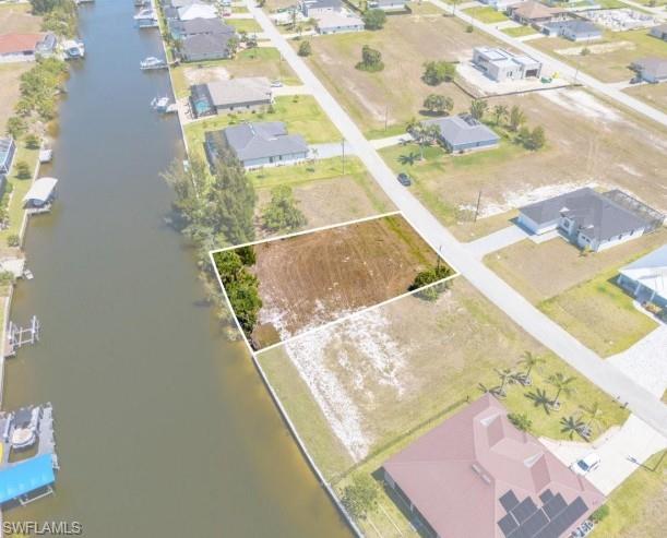CAPE CORAL - Land