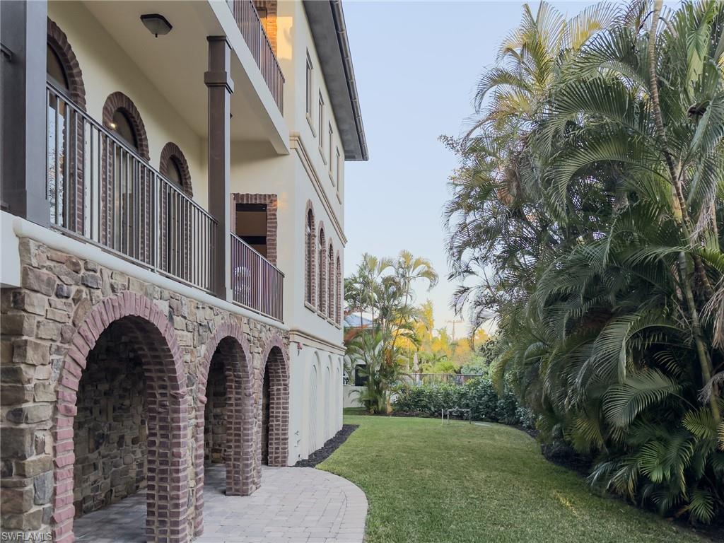OLDE NAPLES - Residential