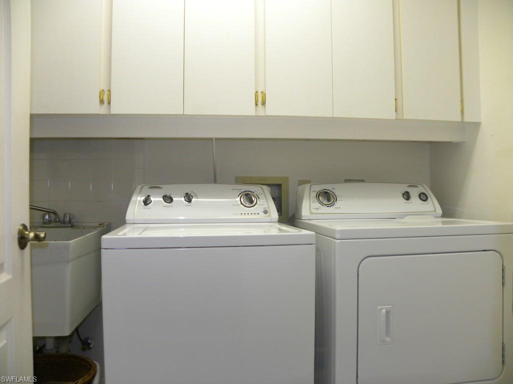 VILLAS FIVE - Residential