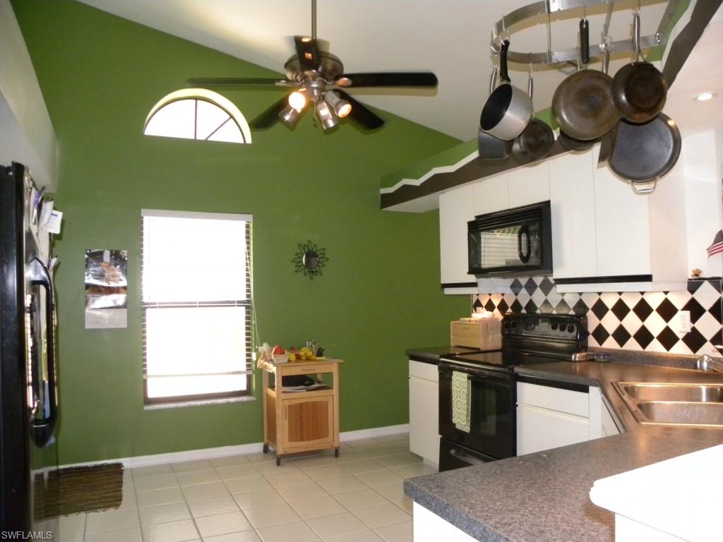 VILLAS FIVE - Residential