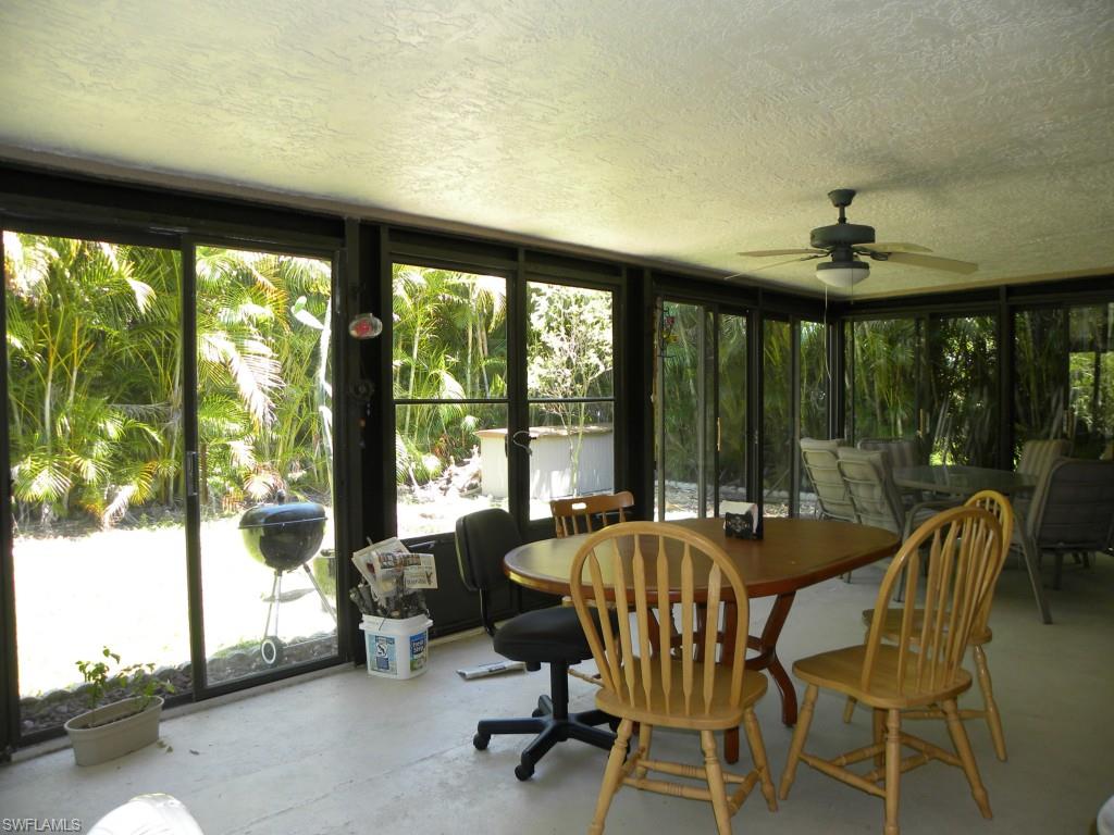 VILLAS FIVE - Residential