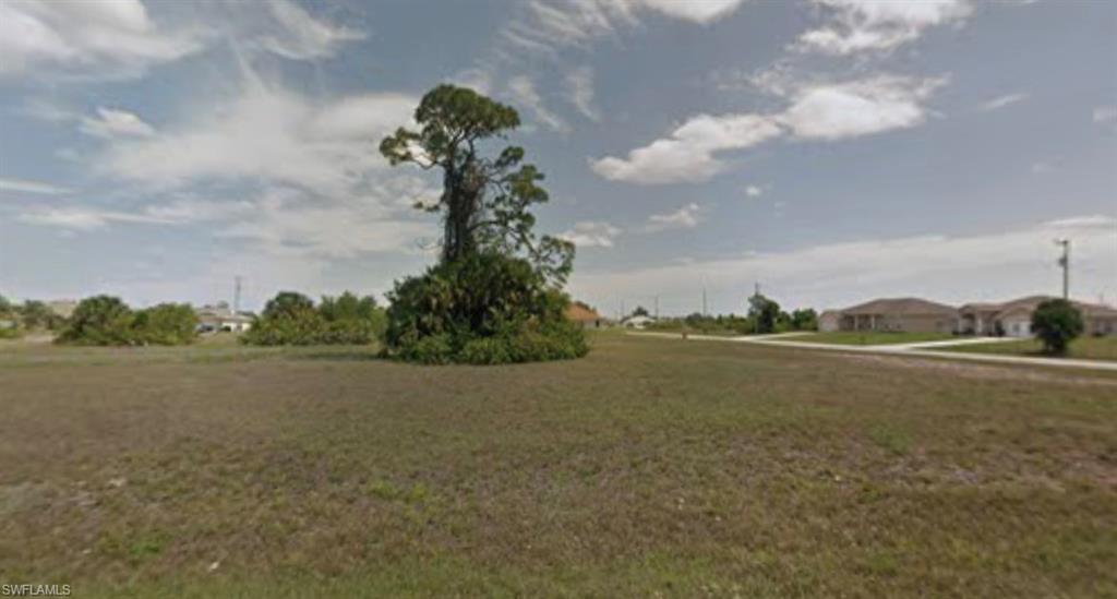 CAPE CORAL - Land