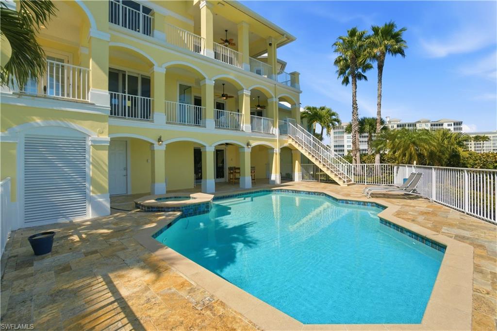 SOUTHPORT ON THE BAY - Residential