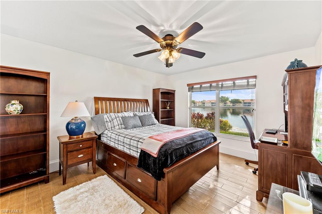 HUNTINGTON LAKES - Residential