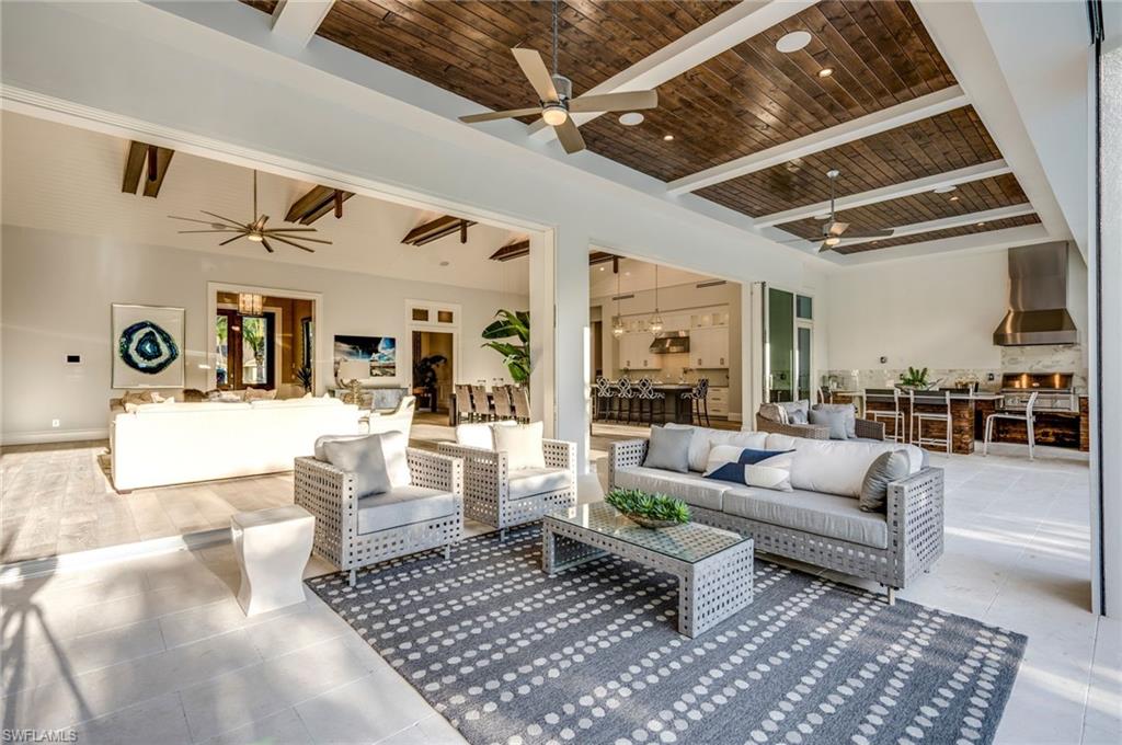 PINECREST AT PELICAN BAY - Residential