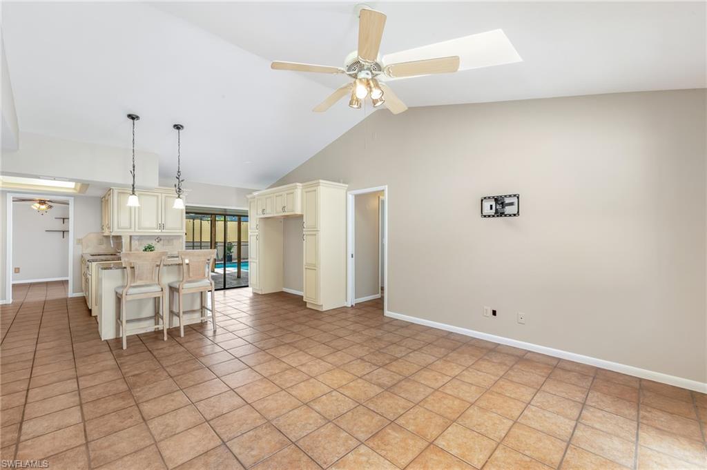 SAN CARLOS PARK - Residential