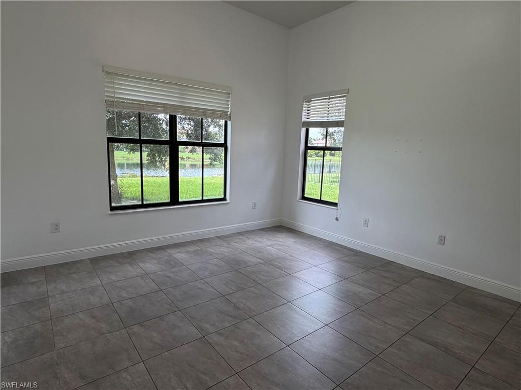 MAPLE RIDGE - Residential Lease