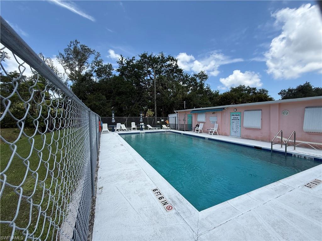 IONA GARDENS - Residential Lease