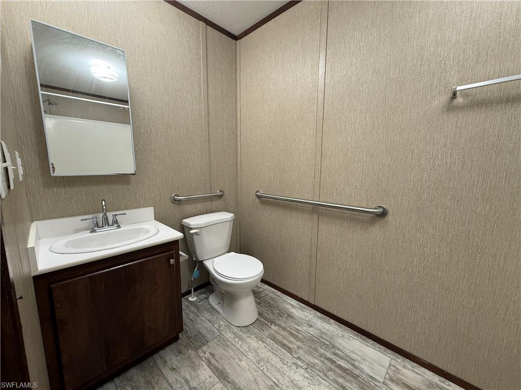 IONA GARDENS - Residential Lease