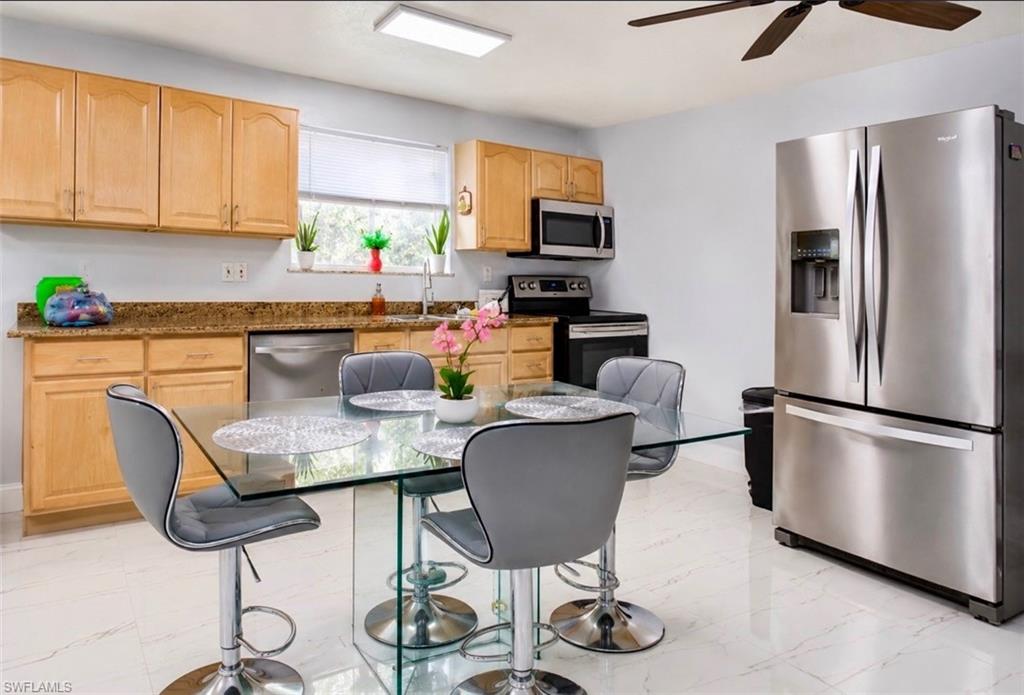 GOLDEN GATE ESTATES - Residential