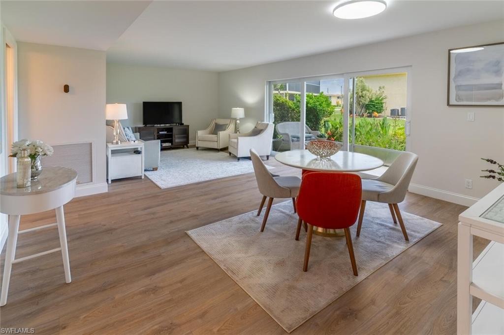GLADES COUNTRY CLUB - Residential Lease