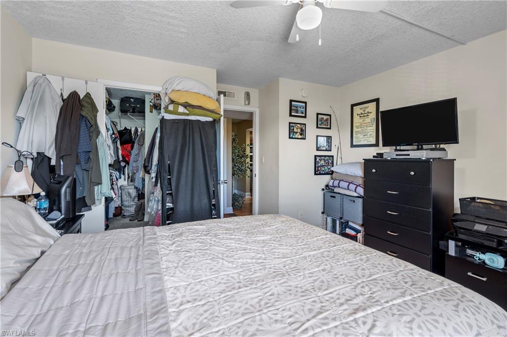TOWERS CONDO - Residential