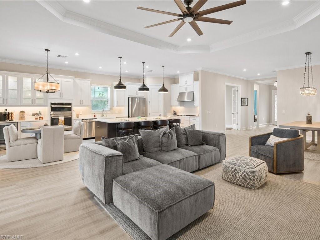 ESPLANADE BY THE ISLANDS - Residential