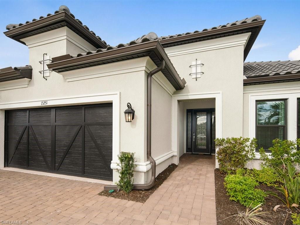 ESPLANADE BY THE ISLANDS - Residential