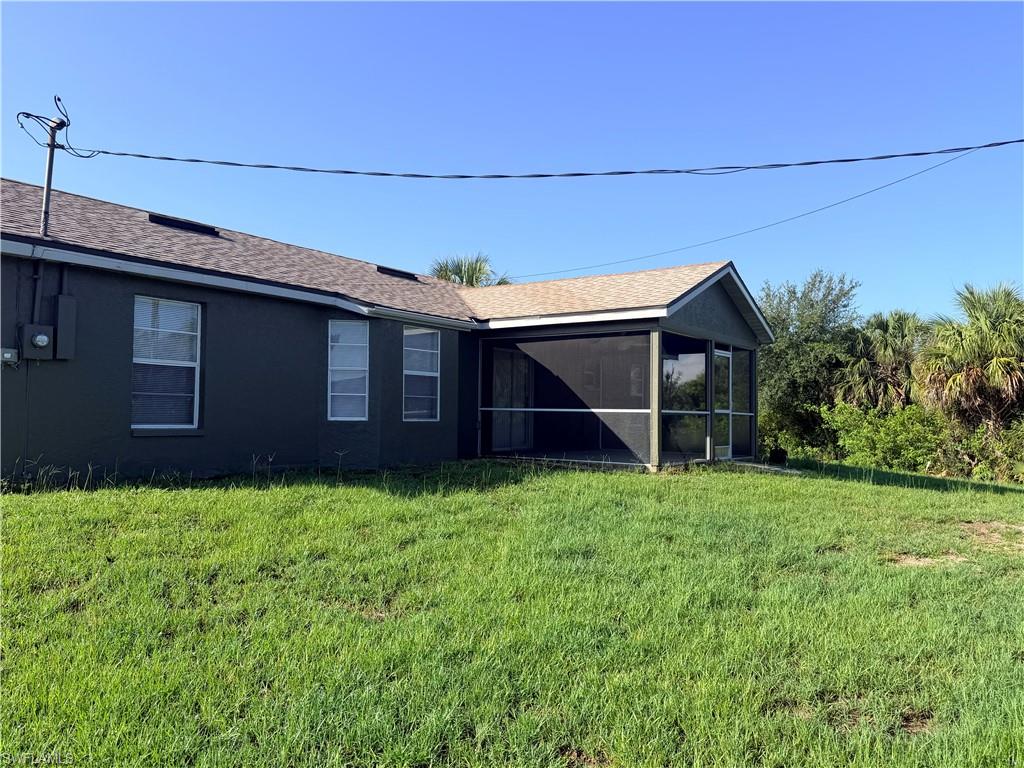 TWIN LAKES - Residential