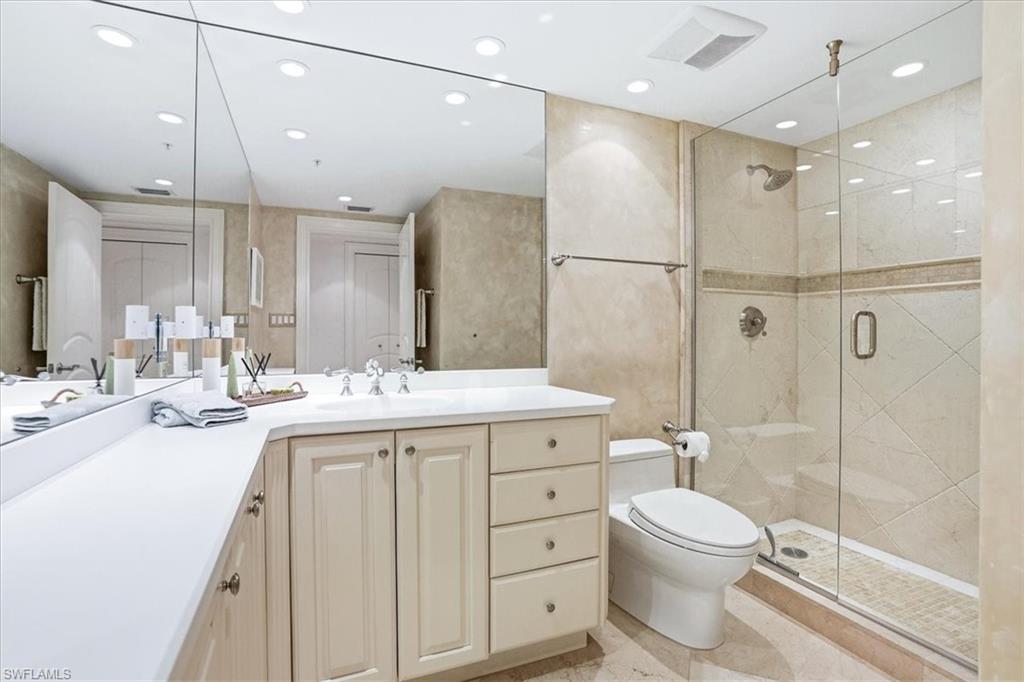 CLARIDGE - Residential