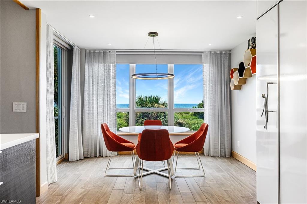 KINZIE ISLAND - Residential