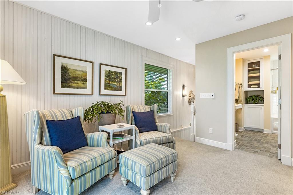 SUNSET CAPTIVA - Residential