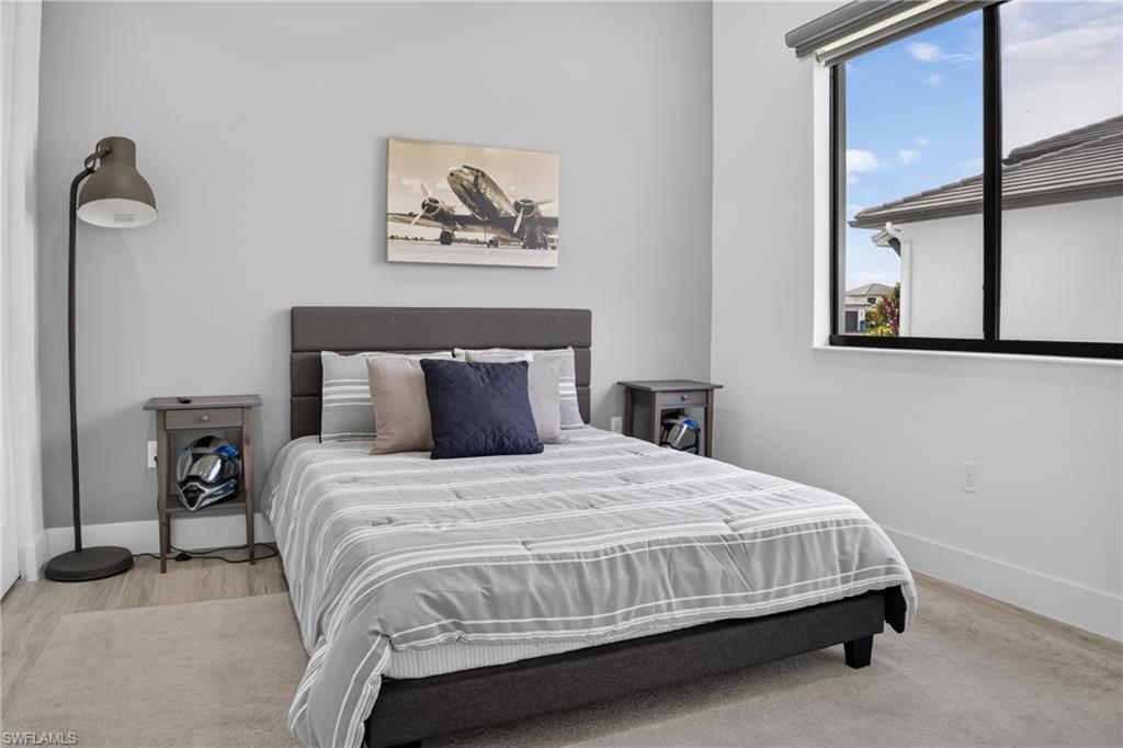 MAPLE RIDGE - Residential