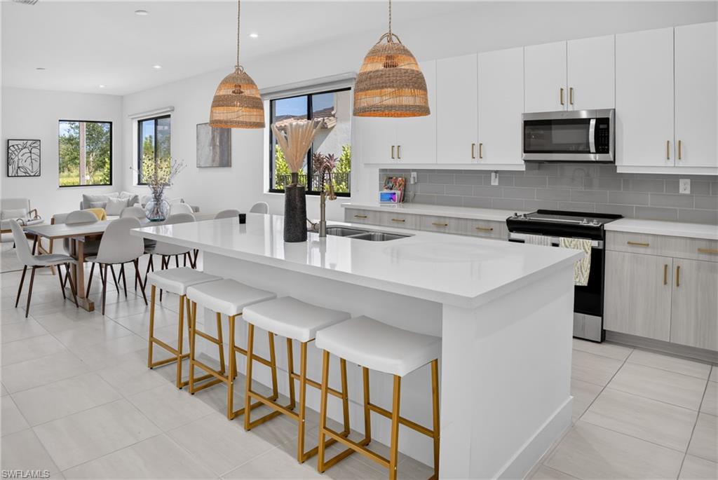 MAPLE RIDGE - Residential