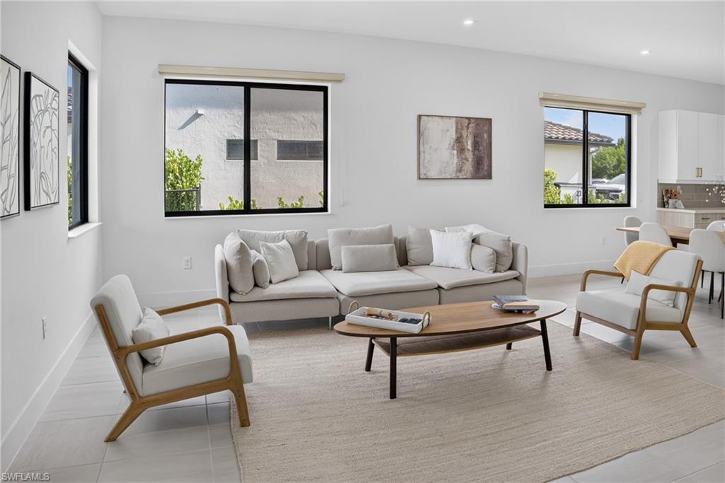 MAPLE RIDGE - Residential
