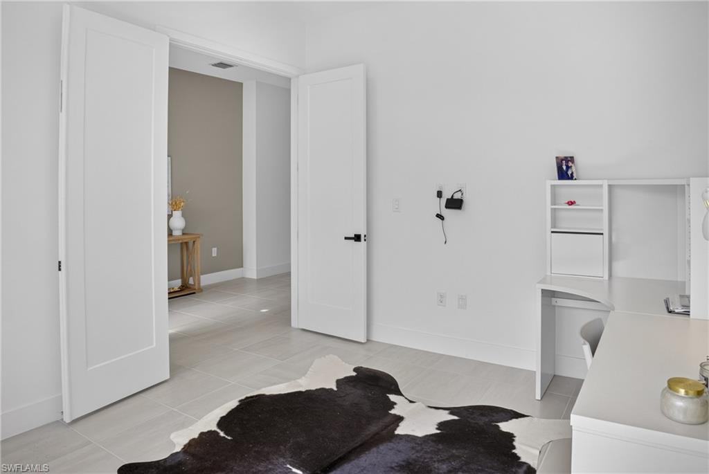 MAPLE RIDGE - Residential