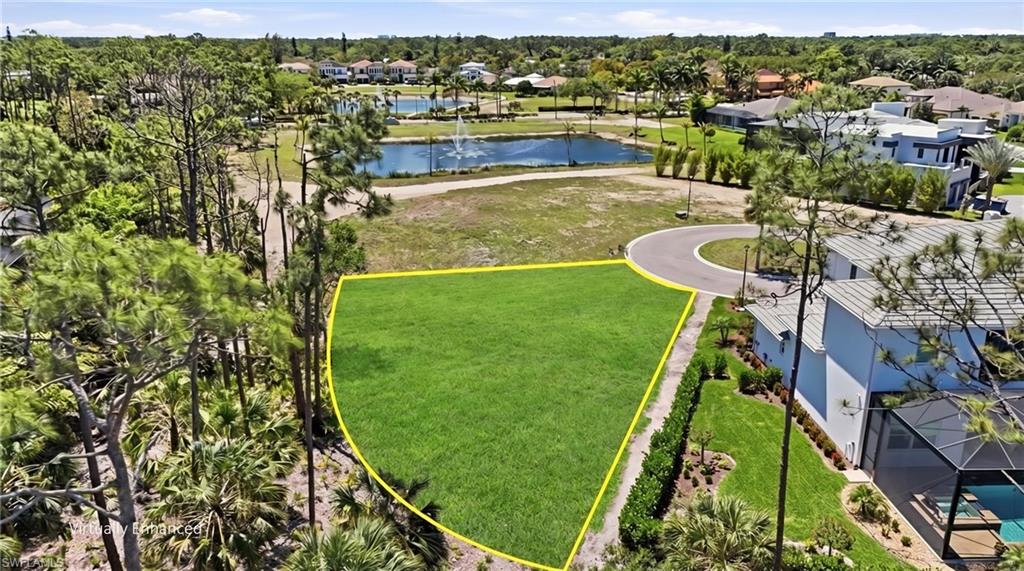COCO LAKES - Residential