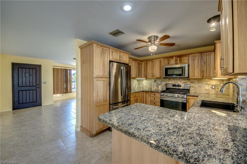 SANDY SHOALS - Residential