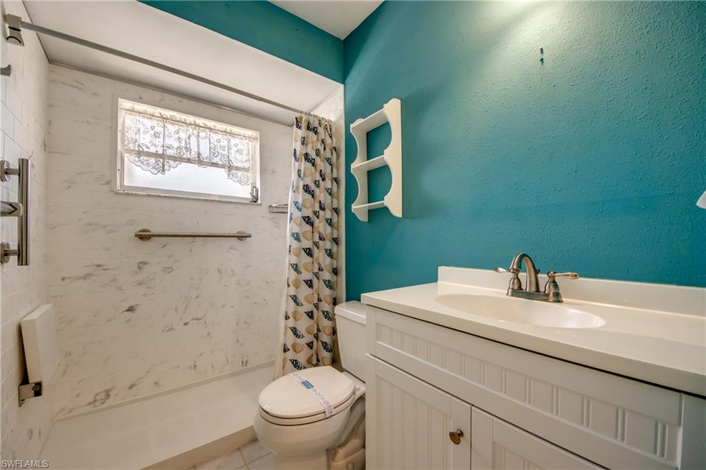SANDY SHOALS - Residential