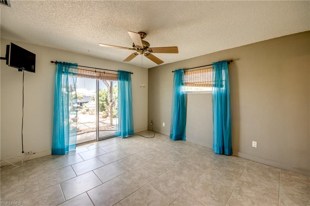 SANDY SHOALS - Residential