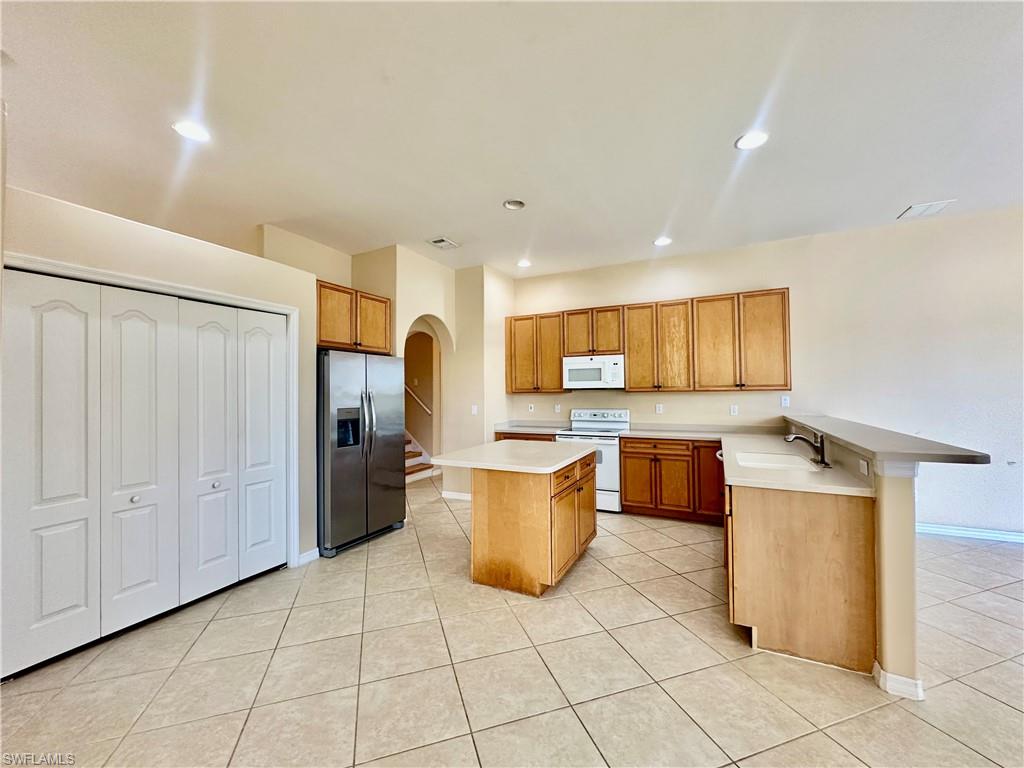 INDIGO LAKES - Residential Lease