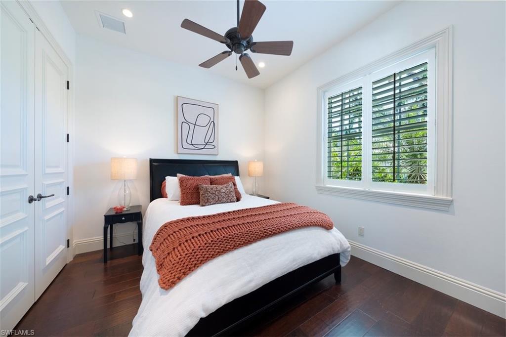 AQUALANE SHORES - Residential